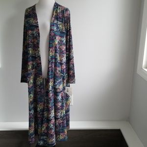 Lularoe Medium floral sarah